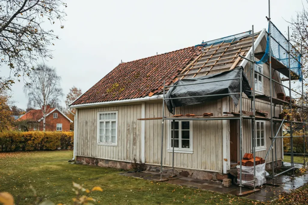 dags att l gga om taket guide till takl ggning takrenovering och takbyte f r villa gare